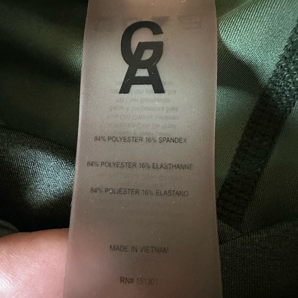 Good American The Dual Life Tonal Boy Shorts in Heathered Green Size 1 Small - Picture 5 of 11